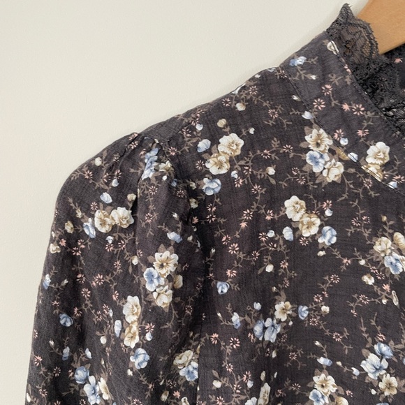 Persons cottage core floral lace detail button down shirt blouse - Picture 4 of 11